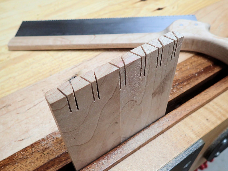 How To Make A Dovetail Saw IBUILDIT.CA
